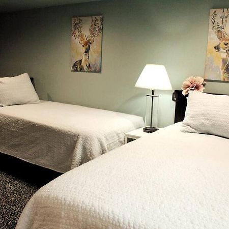 Апартаменты Heart Of Woodstock, 10 Min Walk To Reed, With Private Garage! Портленд Экстерьер фото